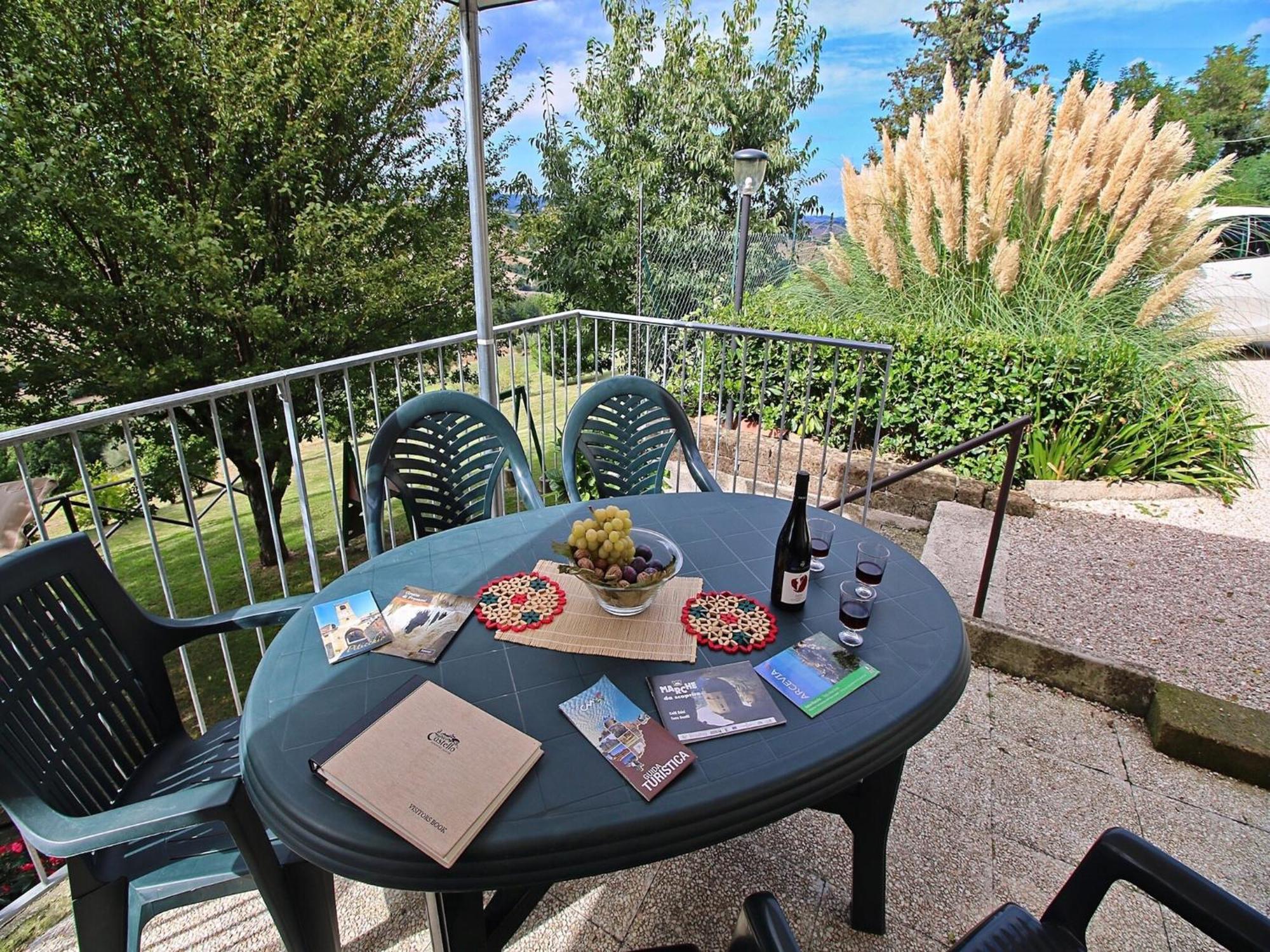Nice Flat In Arcevia With Swimming Pool 외부 사진