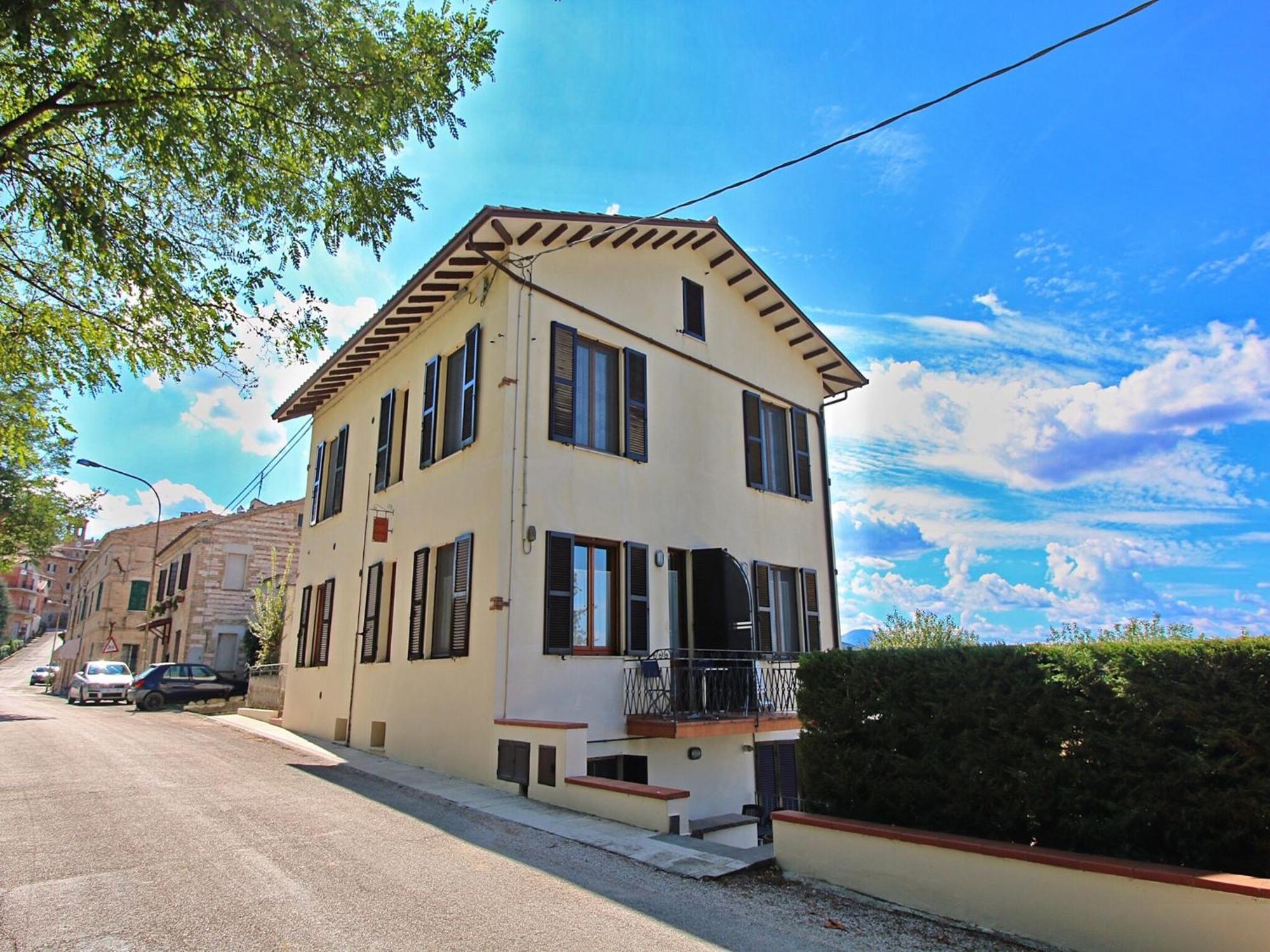 Nice Flat In Arcevia With Swimming Pool 외부 사진
