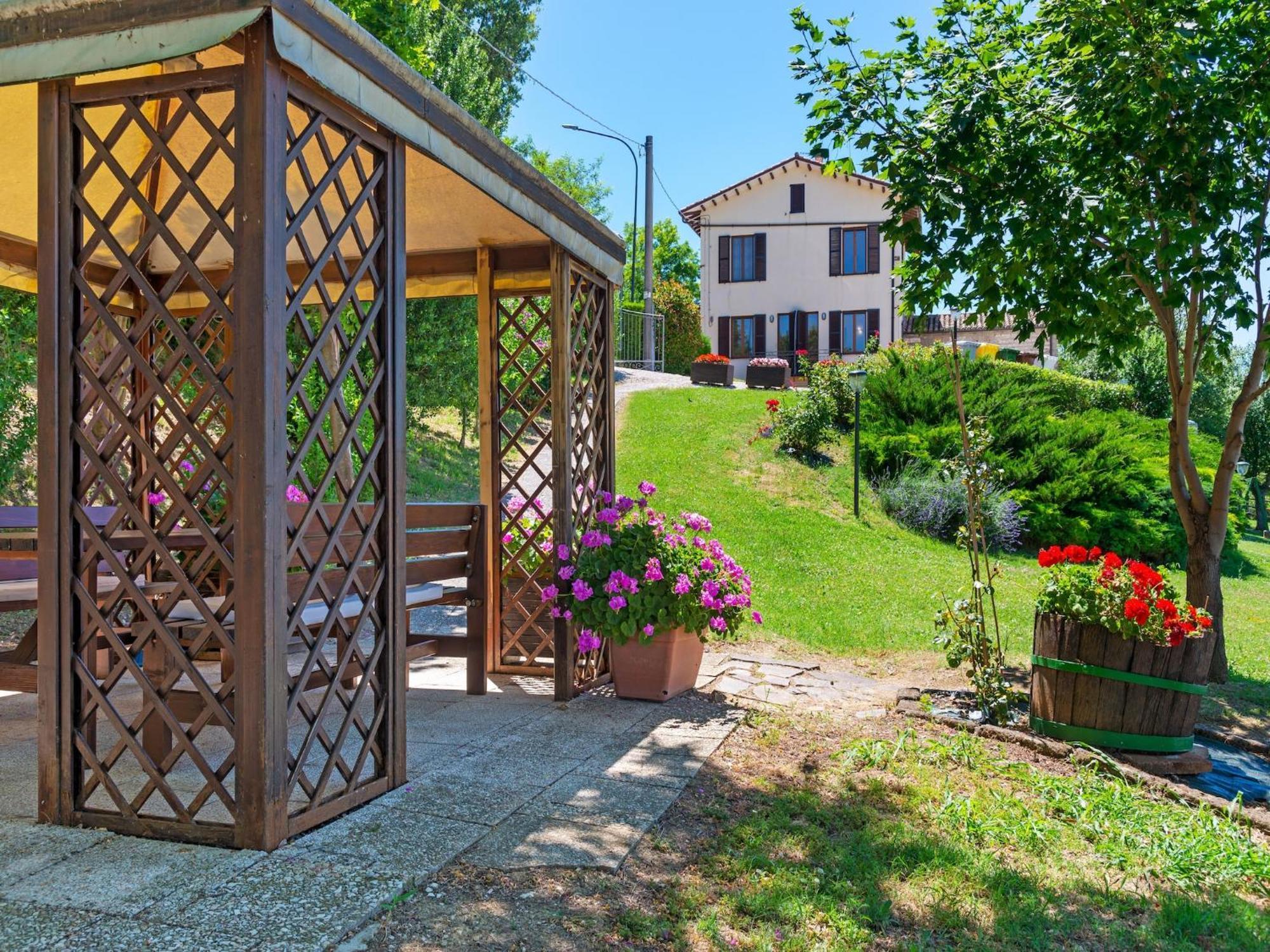 Nice Flat In Arcevia With Swimming Pool 외부 사진